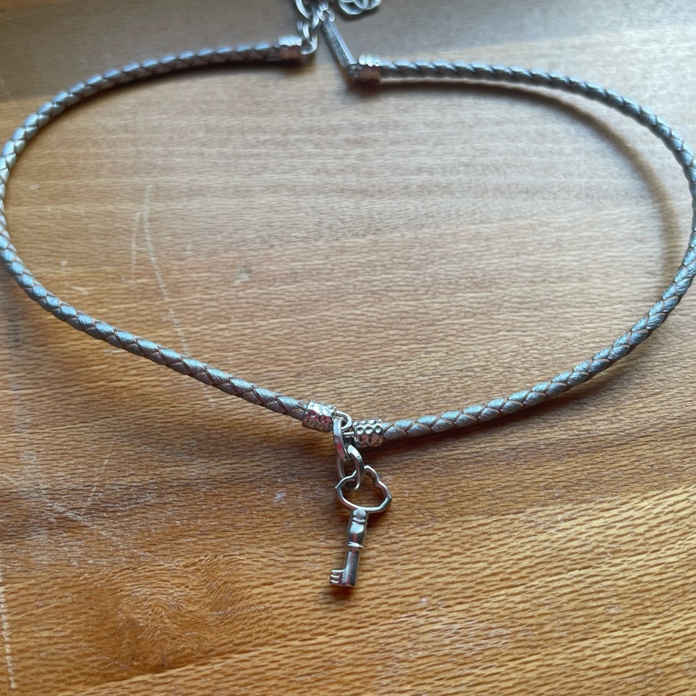 Kendra Scott Key Choker Necklace